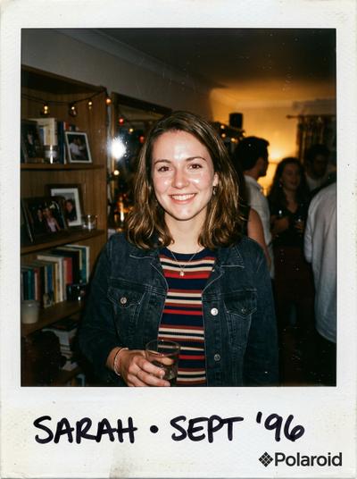 Фото в стиле «Polaroid 90s» нейросетью